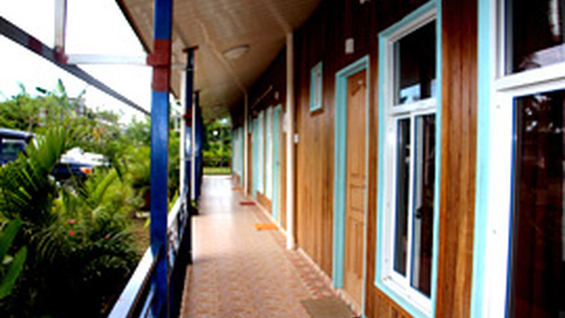 New Britain Travellers Inn